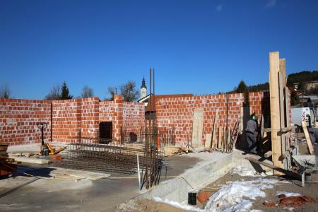 GRADBIŠČE CENTRA ZAŠČITE IN REŠEVANJA RAKEK 03 FOTO LJUBO VUKELIČ